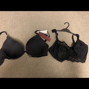 Never Worn 36 D Bras